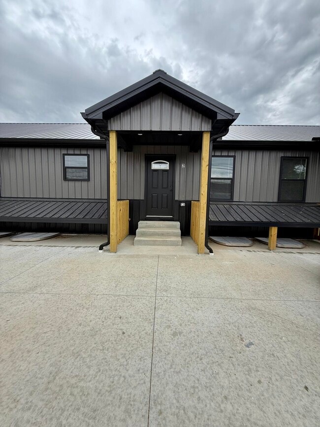 Building Photo - 112 Todd St