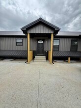 Building Photo - 107 Losey St