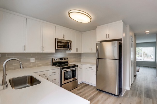 Interior Photo - Riviera Marina