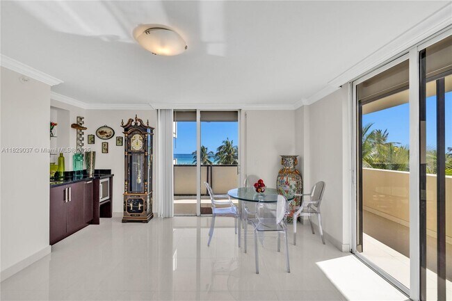 Foto del edificio - 1623 Collins Ave