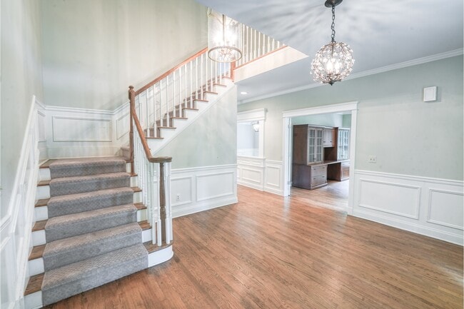 Building Photo - 1 White Oak Ridge Ct