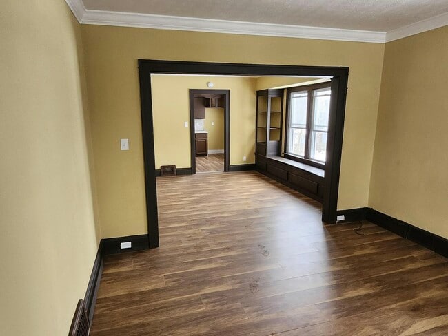 Foto del edificio - 2990 E 111th St