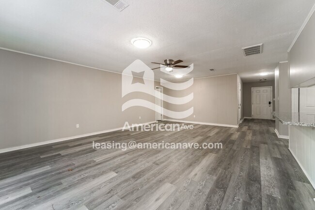 Foto del edificio - 657 Upper Darby Rd