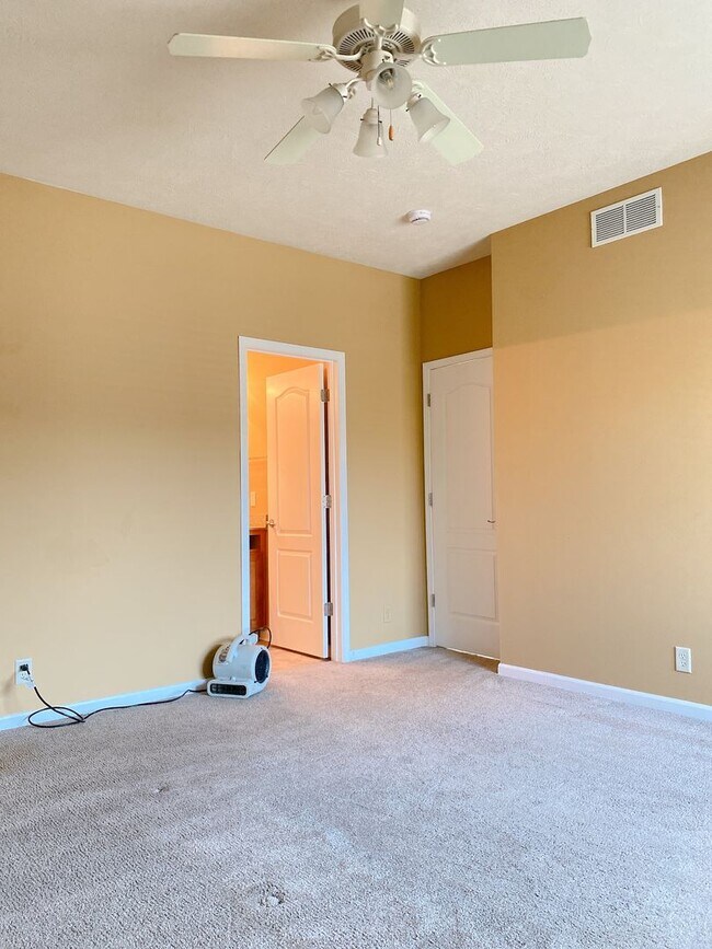 Foto del edificio - Beautiful 3 bed, 2 bath house at $2,095 *P...