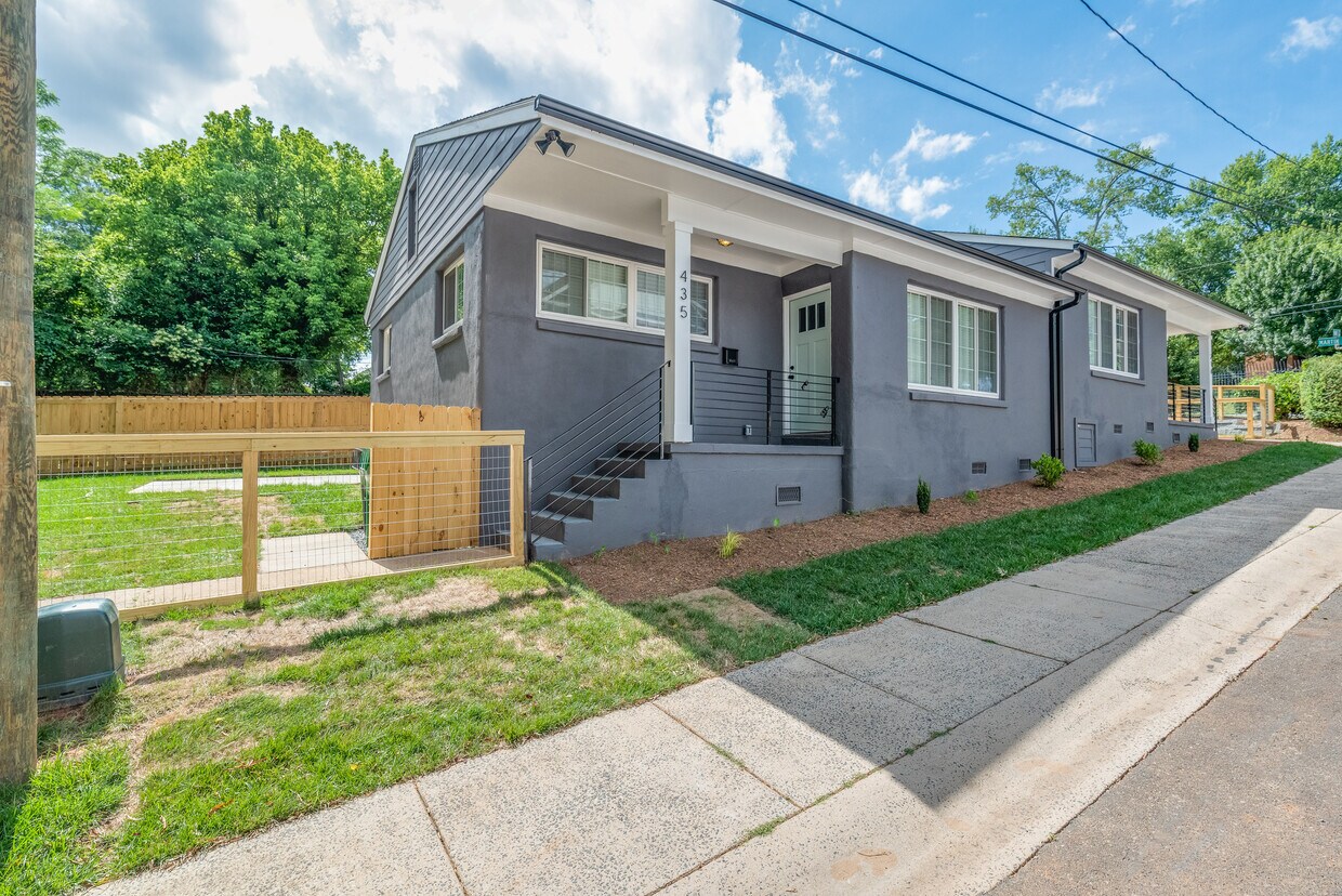 Primary Photo - 435 Wake St
