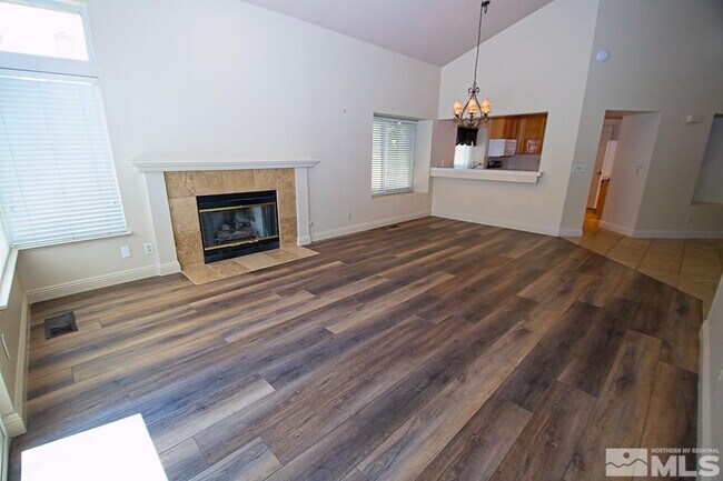 Foto del edificio - 2880 Alpine Creek Rd