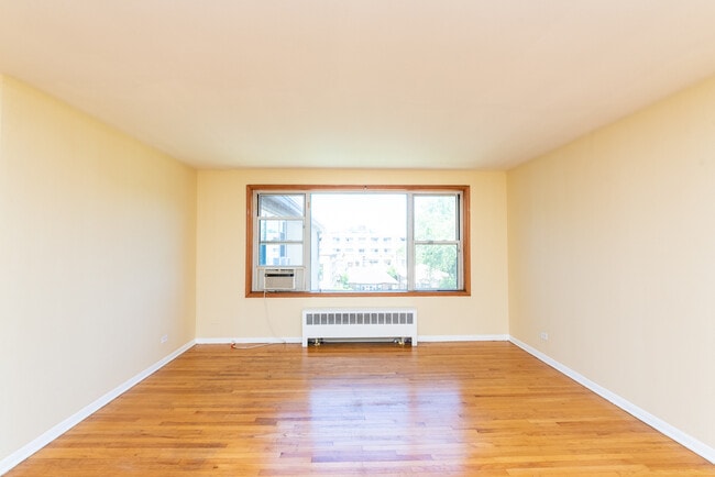 Foto del edificio - 2625 W Fitch Ave