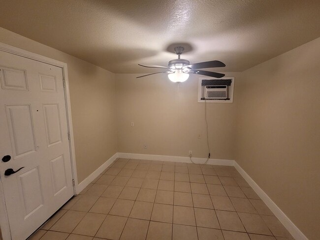 Foto del edificio - 5401 Avenue P 1/2