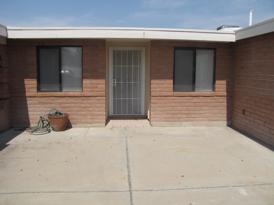 1231 N Camino Seco, Tucson, AZ 85715 House Rental in Tucson, AZ