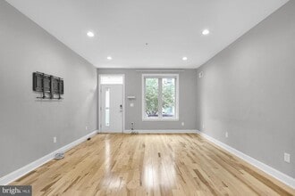 Building Photo - 1644 N 2nd St