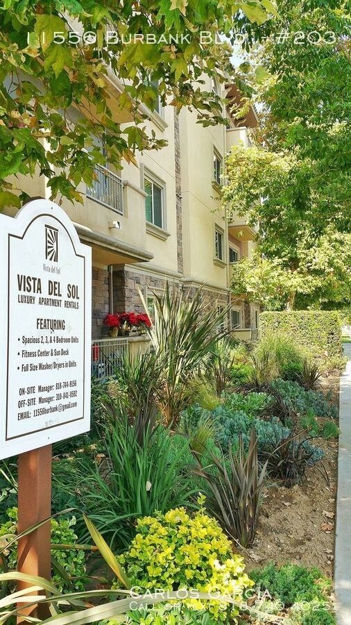 Foto del edificio - 11556 Burbank Blvd
