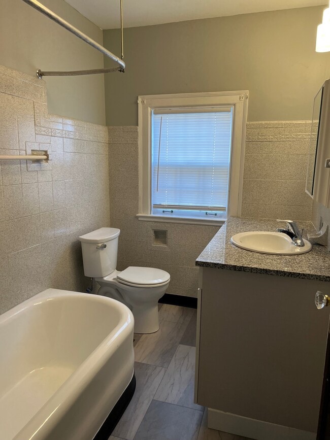 Foto del edificio - 929 N Nelson Rd