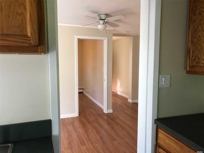 Building Photo - 145 Edmunton Dr