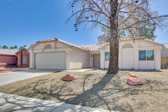 Building Photo - N Las Vegas Single Family Home - New Paint and LVP Flooring