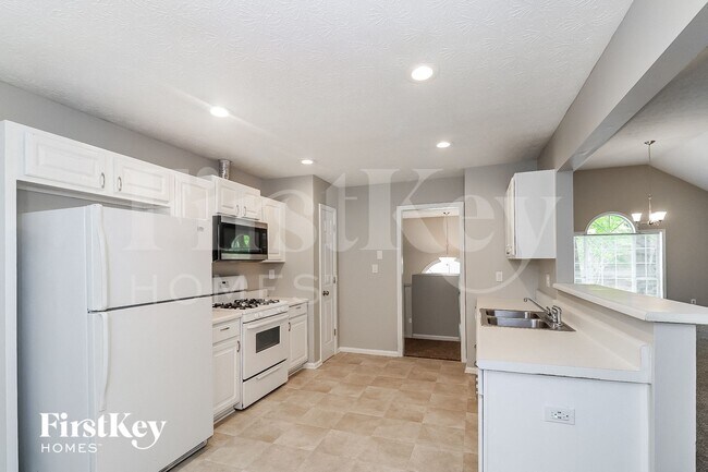 Building Photo - 2825 Candler Run