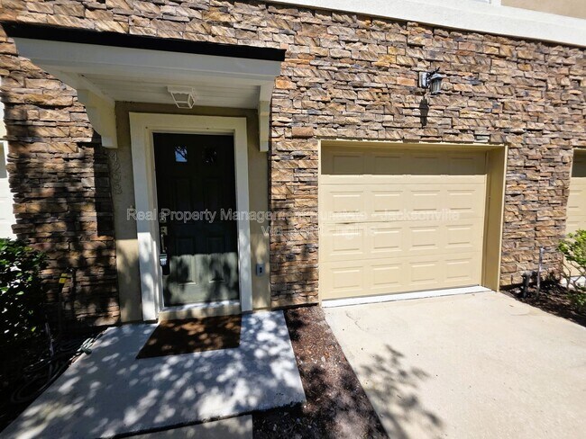 Building Photo - 4298 Ellipse Dr