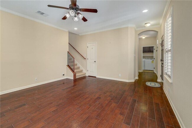 Building Photo - Avery Ranch 3 Bed / 2.5 Bath Townhouse