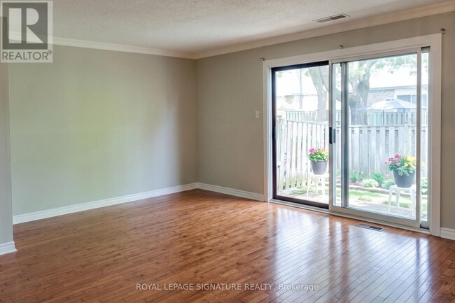 Building Photo - 98 Falconer Dr