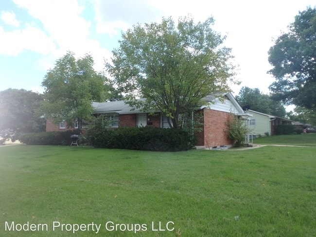 Building Photo - 2414 Quail Dr