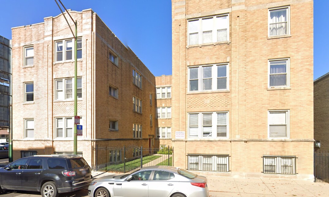 3438 W Foster Ave, Unit 3438-1S, Chicago, IL 60625 - 3425 W Foster Ave
