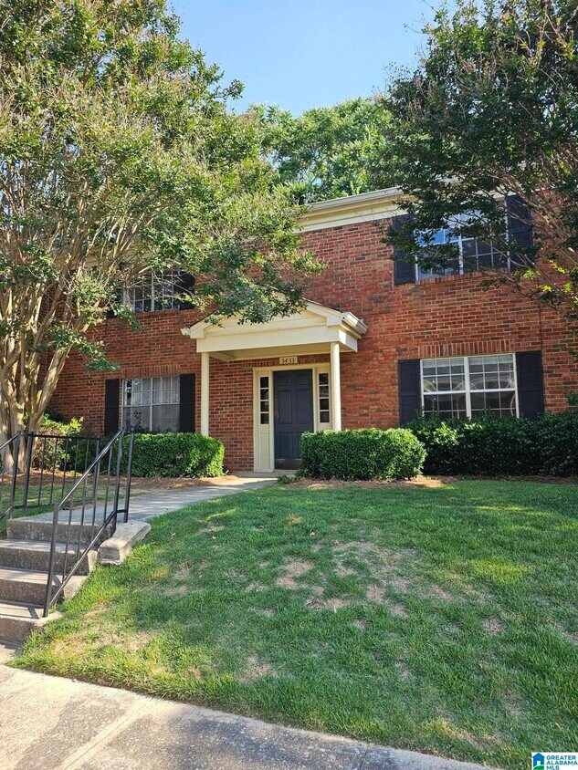 Primary Photo - 3433 Sandner Ct