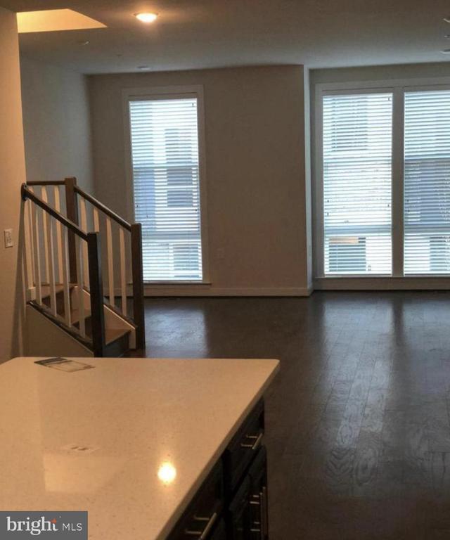 Foto del edificio - 13390 Sherwood Park Ln