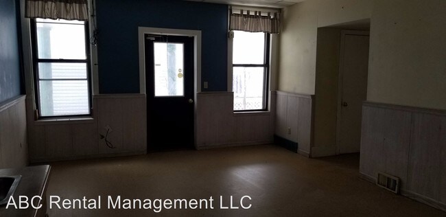 Building Photo - 8 br, 4 bath House - 716 Washington St