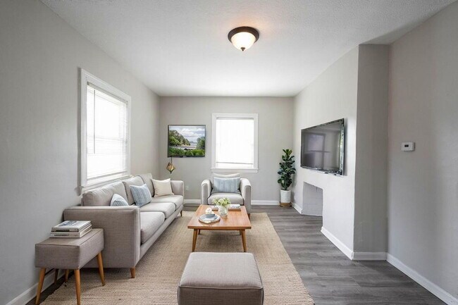 Foto del edificio - 1415 W Pruitt St