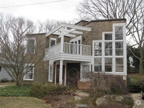 Building Photo - 7 Spring Cove Rd