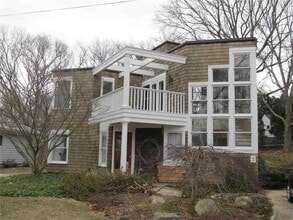 Building Photo - 7 Spring Cove Rd