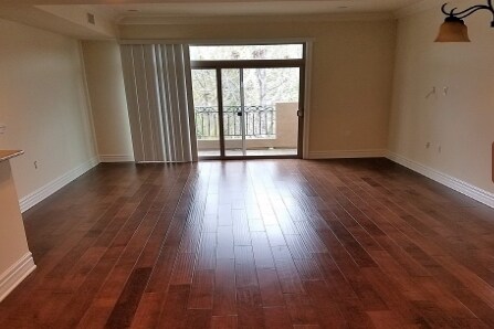 Foto del edificio - 10950 Bloomfield St