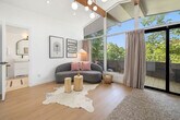 Foto principal - 1156 E Lakefront Dr