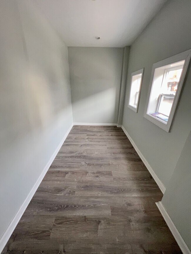 Foto del edificio - Gorgeous 3-Bedroom Townhouse in West Phila...