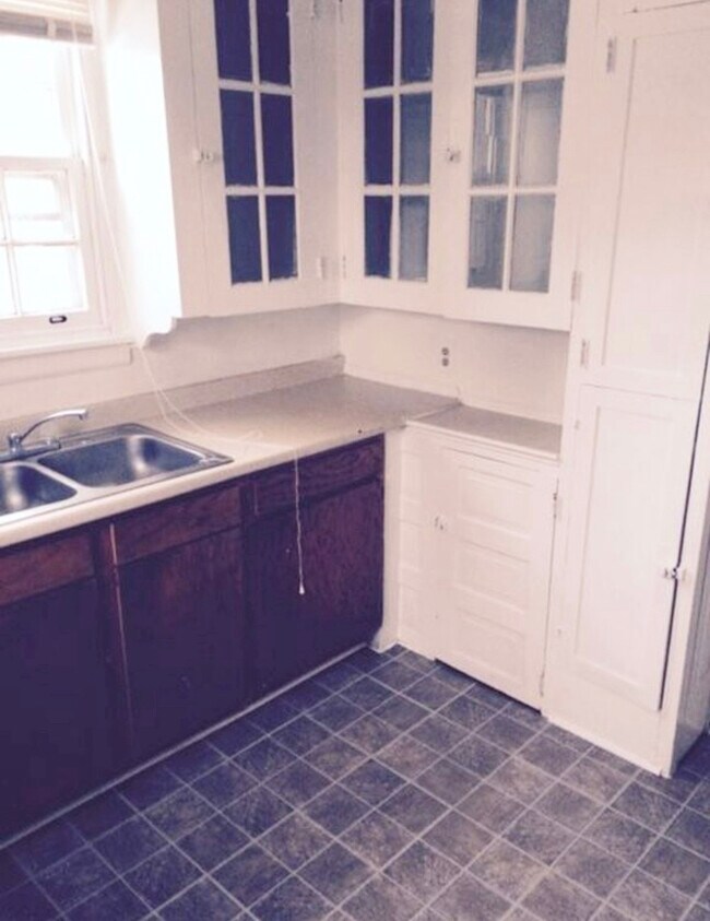 Photo - 1447 Markley St Townhome