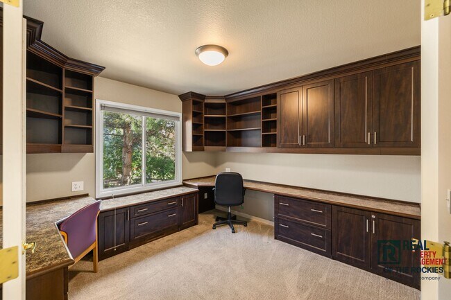 Foto del edificio - Gorgeous 4 Bed, 2.5 Bath House in South Fo...