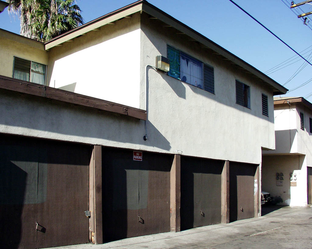 Alternate view 2 - The Bush Apartments
