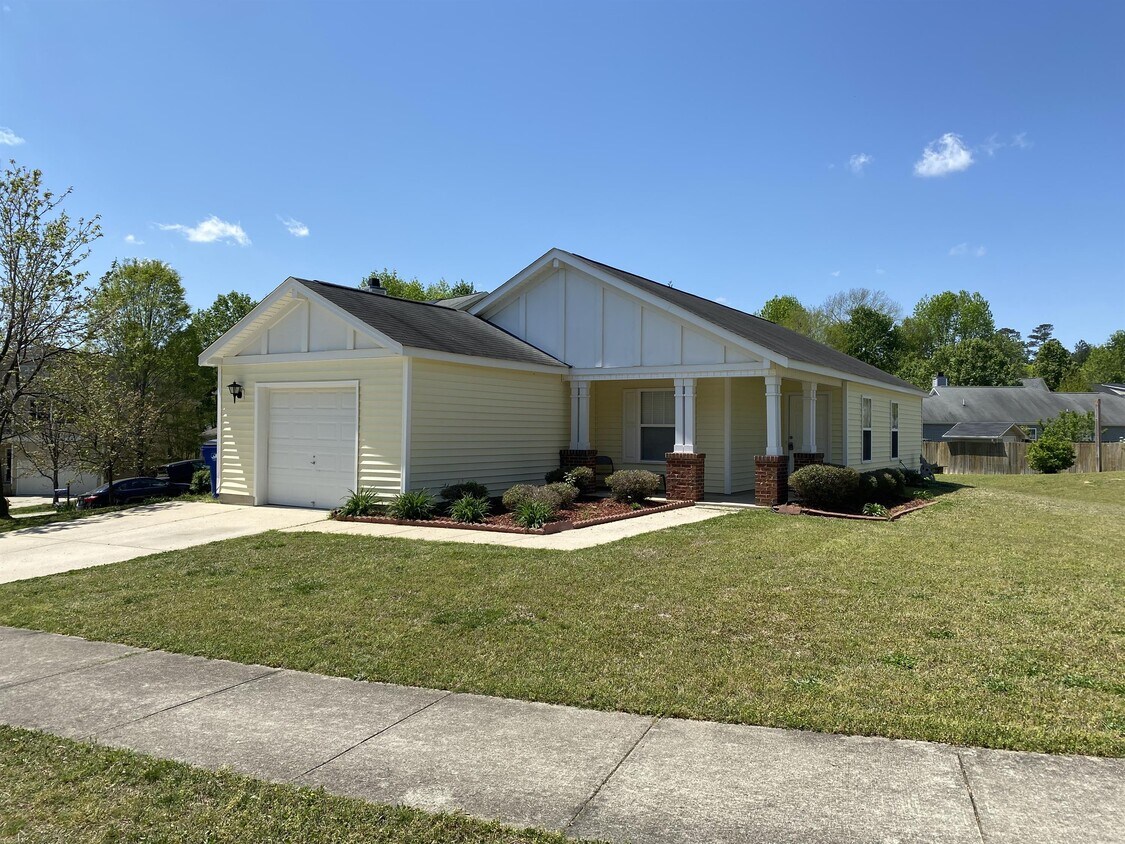Foto principal - 3828 Satinleaf Dr