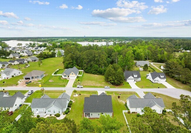 Building Photo - 112 Meadowbrook Ct