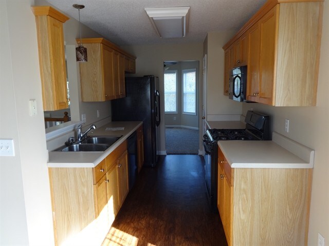 Foto del edificio - 197 Moreland Cir