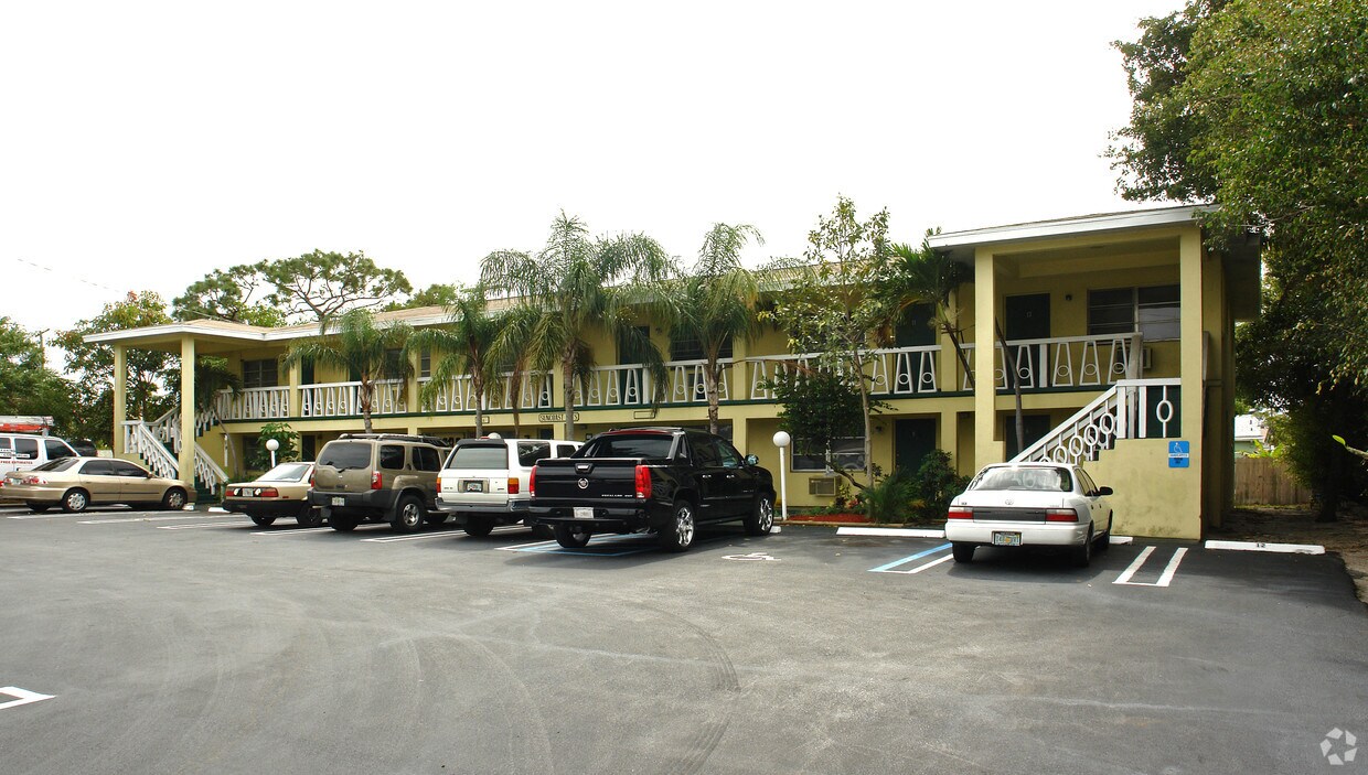 Foto del edificio - Sun Coast Apartments