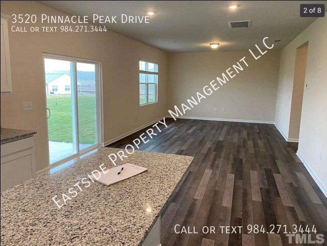 Building Photo - 3520 Pinnacle Peak Dr