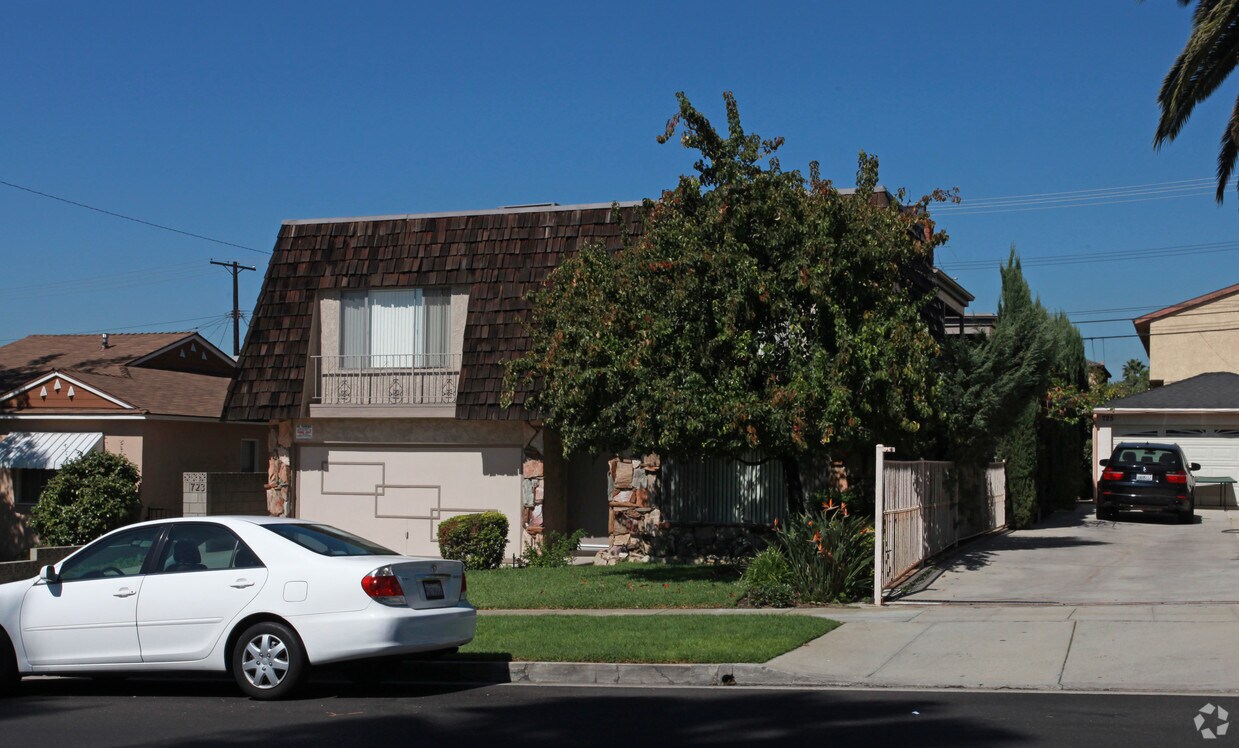 Building Photo - 723 E Orange Grove Ave