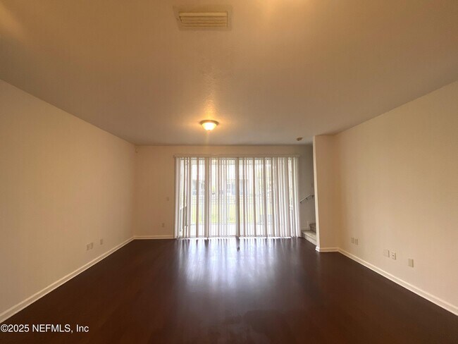 Building Photo - 4838 Parkhurst Pl