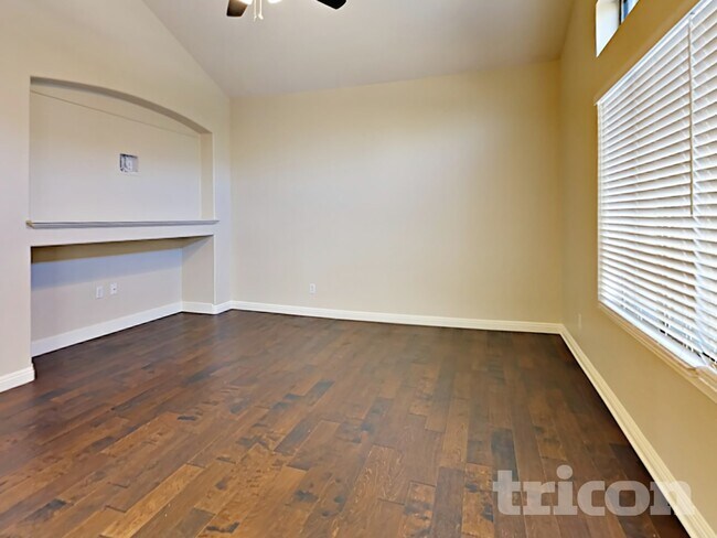 Building Photo - 16286 N 159th Dr
