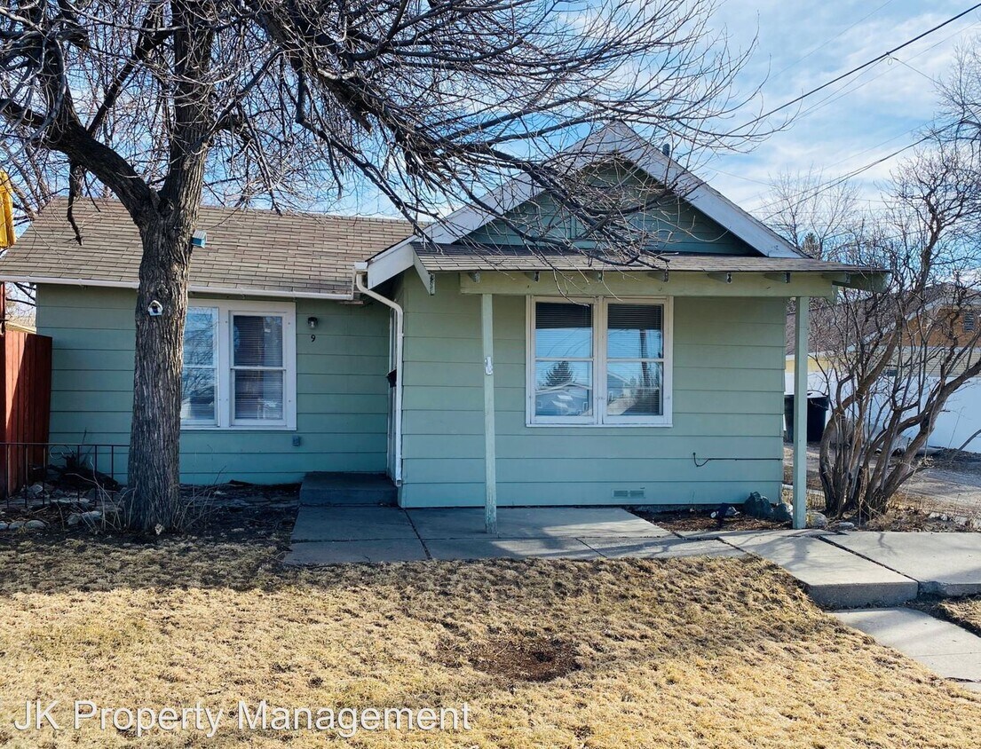 Primary Photo - 9 22nd St S