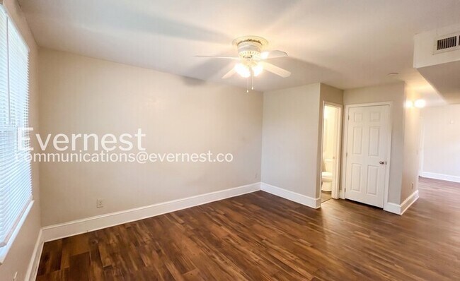 Foto del edificio - 1311 E 31st St