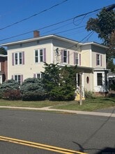 Building Photo - 26 Maple Ave