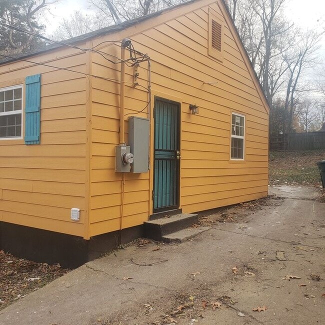 Photo - 3189 Yale Ave House