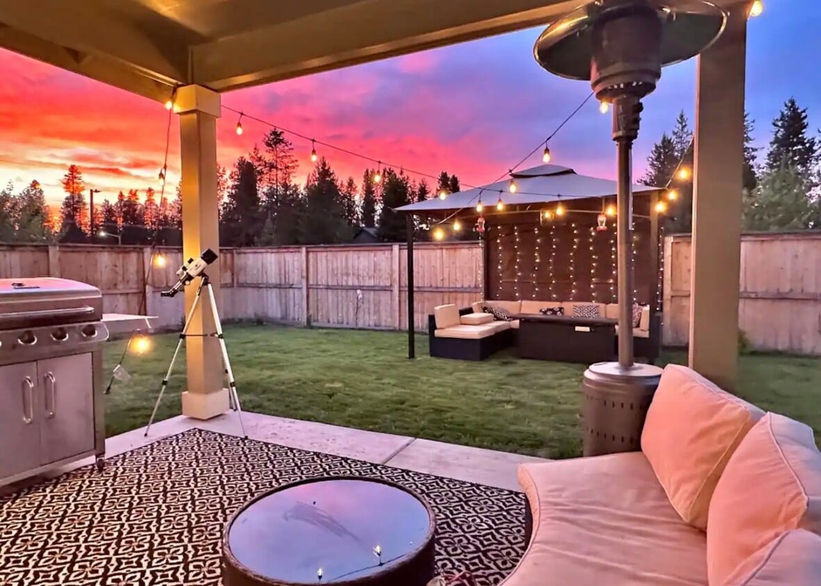 Foto principal - 16496 Pine Creek Dr