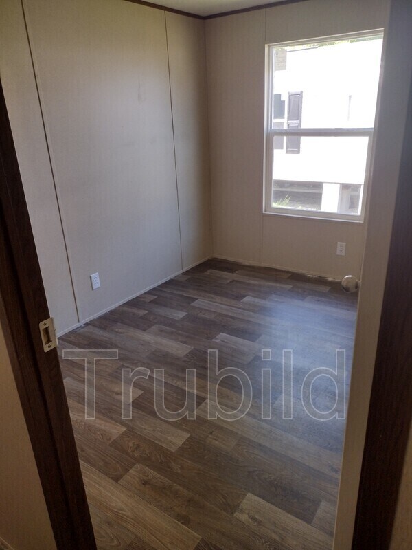 Foto del edificio - 82 N King Henry Ct